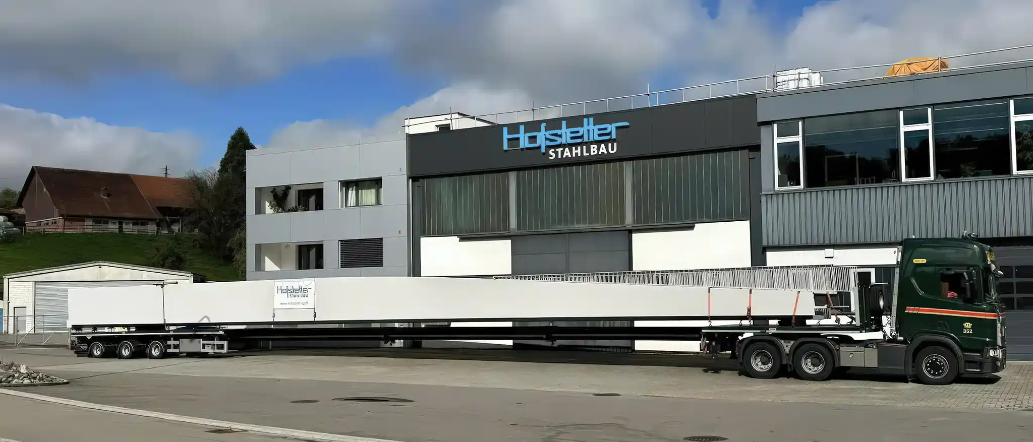 Unternehmensgebäude Hofstetter AG Unternehmensgebäude Hofstetter AG